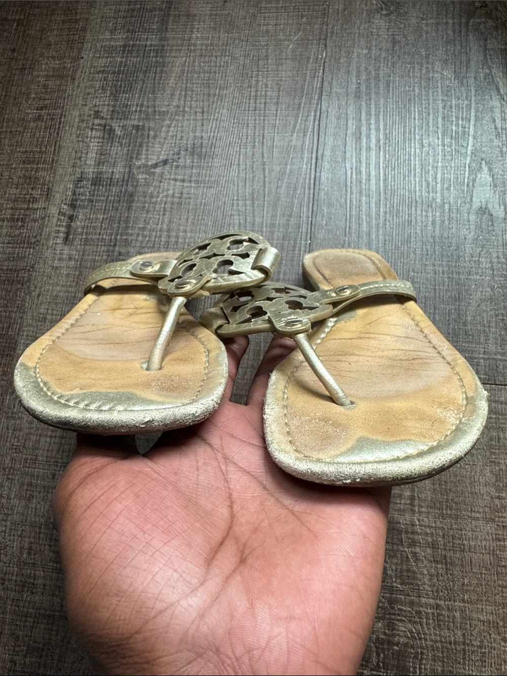 Tory Burch Metallic Gold Miller Logo Thong Sandals - Picture 6 of 7
